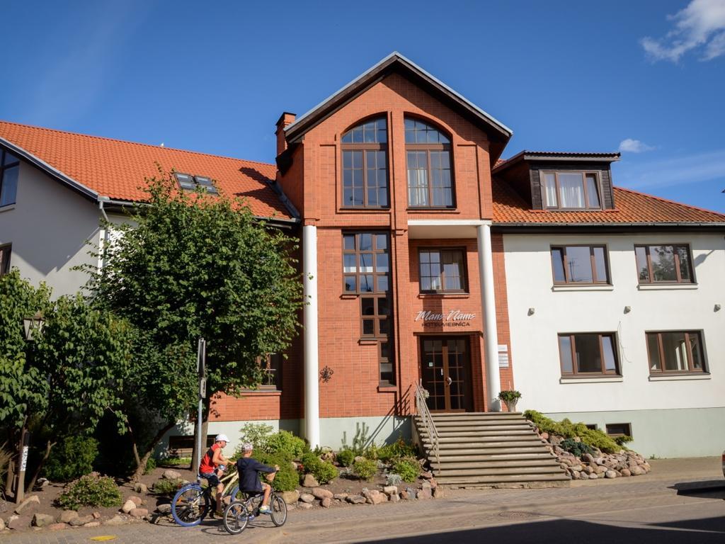 Mans Nams - Self Check In Hotel Saldus Exterior foto